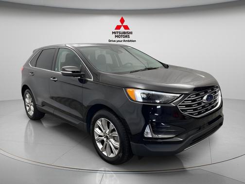 AGATE BLACK METALLIC 2024 Ford Edge Titanium