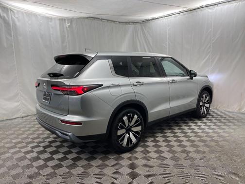 2025 Mitsubishi Outlander SE 2.5 S-AWC