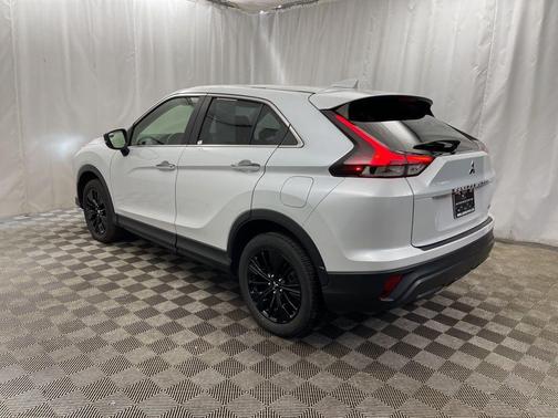 2022 Mitsubishi Eclipse Cross LE