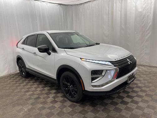 2022 Mitsubishi Eclipse Cross LE