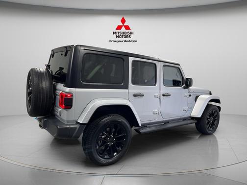 Silver Zynith Clearcoat 2023 Jeep Wrangler 4xe Sahara