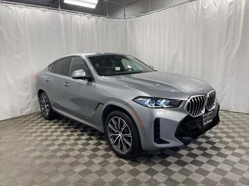 2025 BMW X6 xDrive40i
