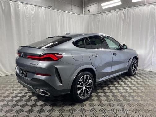 2025 BMW X6 xDrive40i