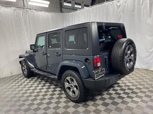 2018 Jeep Wrangler JK Unlimited Sahara