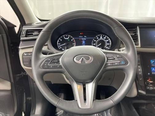 2023 INFINITI QX50 LUXE AWD