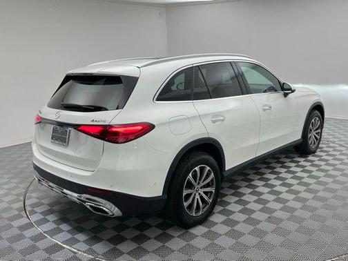 2024 Mercedes-Benz GLC 300 4MATIC