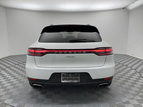 2021 Porsche Macan Base