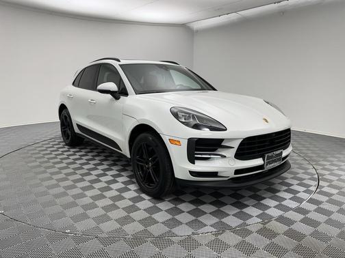 2021 Porsche Macan Base