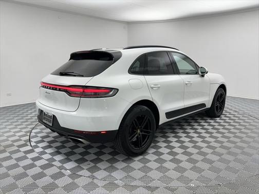 2021 Porsche Macan Base