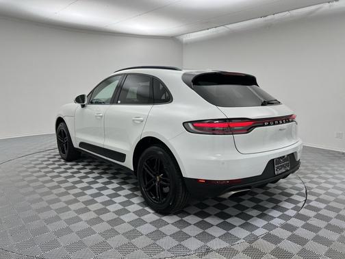 2021 Porsche Macan Base
