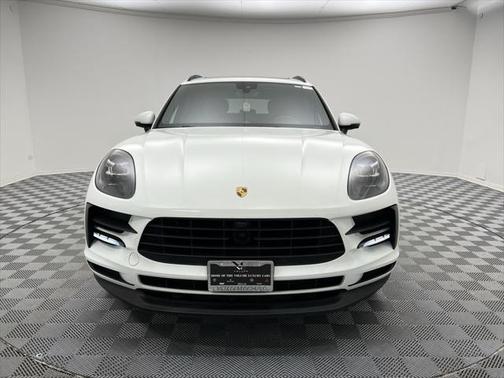 2021 Porsche Macan Base