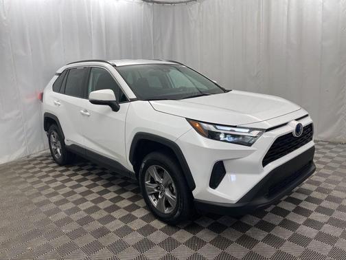 2024 Toyota RAV4 Hybrid XLE