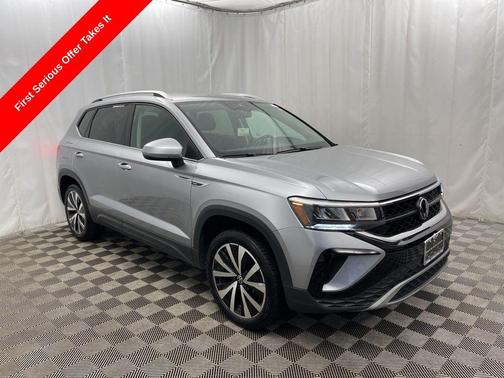 2024 Volkswagen Taos 1.5T SE