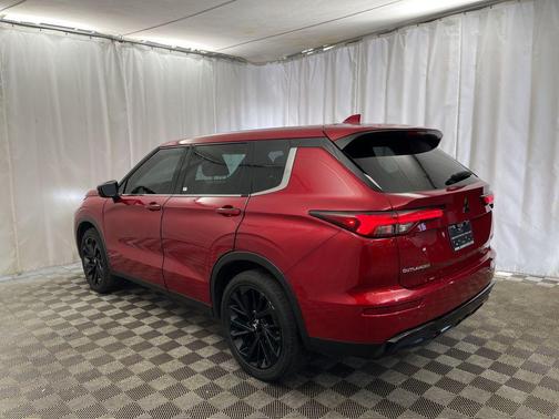 2022 Mitsubishi Outlander Black Edition S-AWC