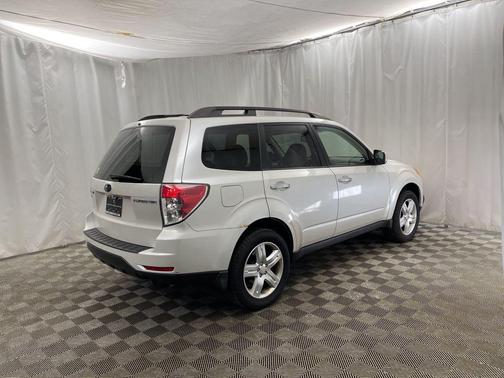 2010 Subaru Forester 2.5 X Premium