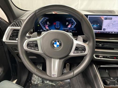 2025 BMW X6 xDrive40i