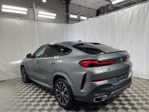 2025 BMW X6 xDrive40i
