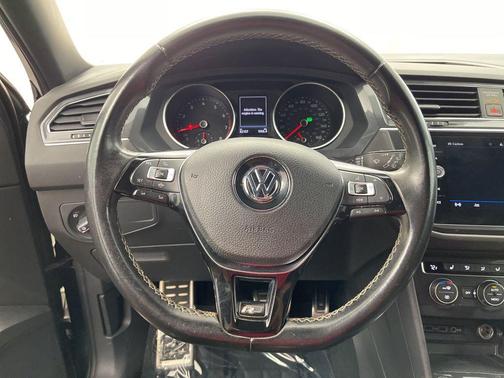 2020 Volkswagen Tiguan 2.0T SE R-Line Black 4MOTION