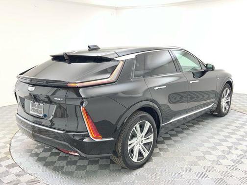 2024 Cadillac LYRIQ Tech