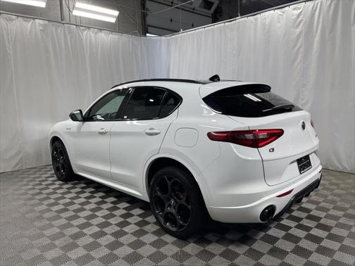 2022 Alfa Romeo Stelvio Ti