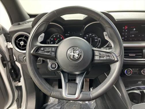 2022 Alfa Romeo Stelvio Ti