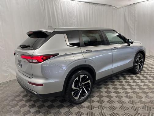 2022 Mitsubishi Outlander ES 2.5 S-AWC