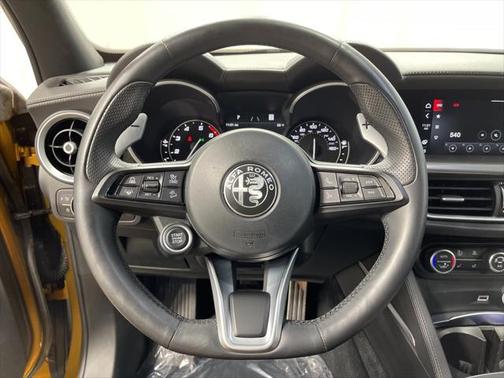 2022 Alfa Romeo Stelvio Ti