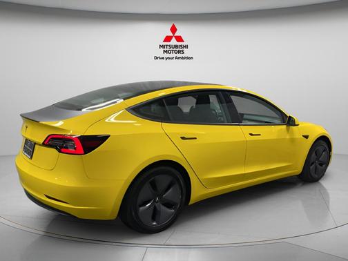 Yellow 2019 Tesla Model 3 Standard Range Plus