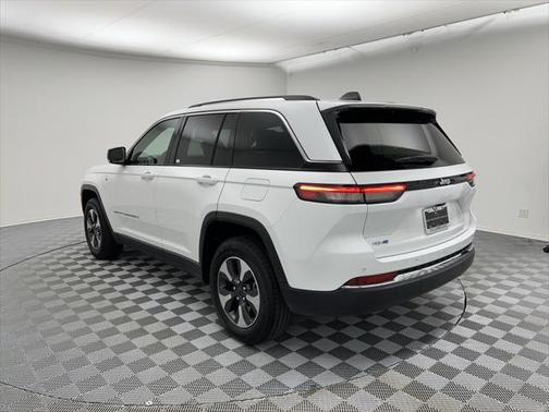 2023 Jeep Grand Cherokee 4xe Base