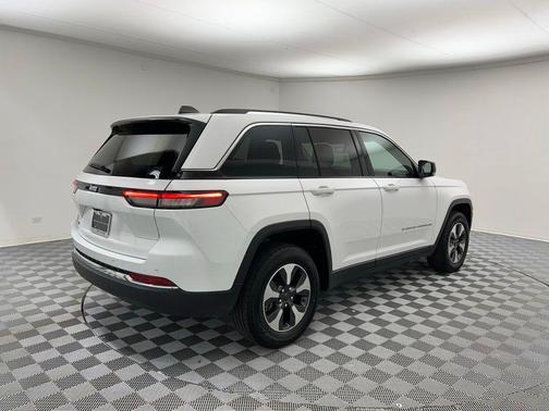2023 Jeep Grand Cherokee 4xe Base
