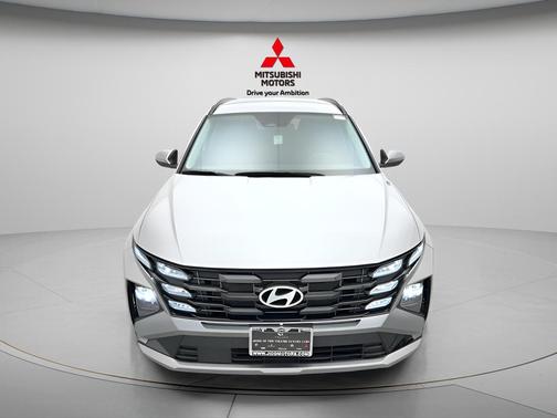 Shimmering Silver 2025 Hyundai TUCSON SEL