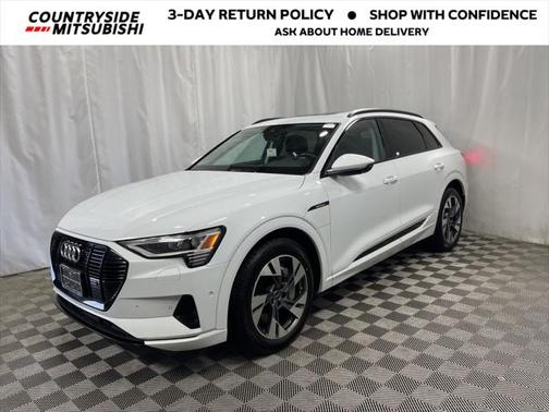 2022 Audi e-tron Premium