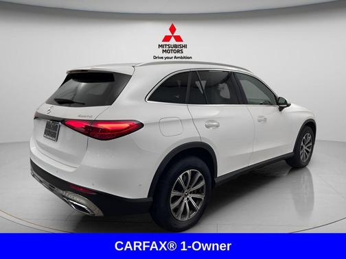 Polar White 2024 Mercedes-Benz GLC 300 4MATIC