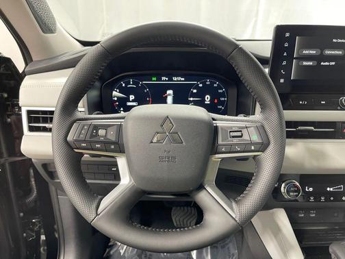 2025 Mitsubishi Outlander SE S-AWC