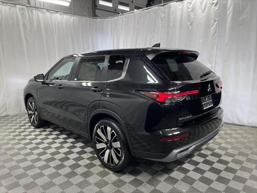 2025 Mitsubishi Outlander SE 2.5 S-AWC
