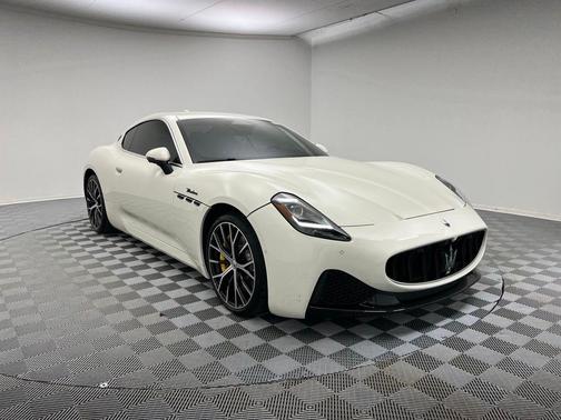2024 Maserati GranTurismo Modena