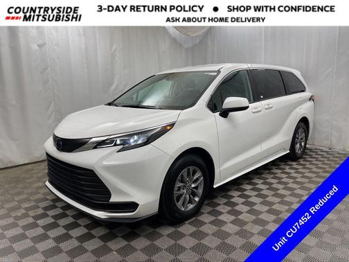 2024 Toyota Sienna LE