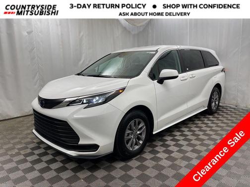 2024 Toyota Sienna LE