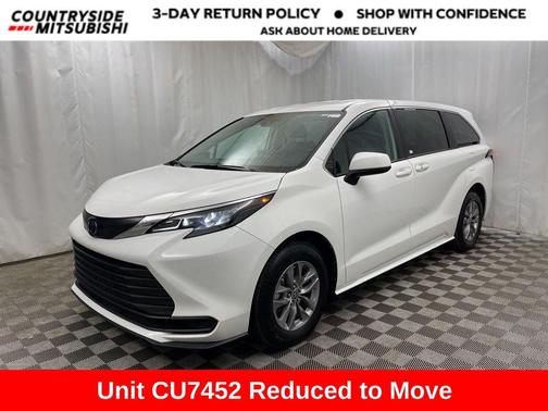 2024 Toyota Sienna LE