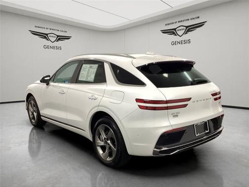 Uyuni White 2026 Genesis GV70 2.5T Advanced