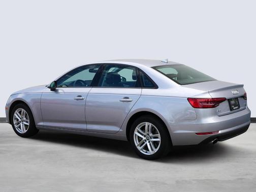 Photo 3 of 30 of 2017 Audi A4 2.0T Premium