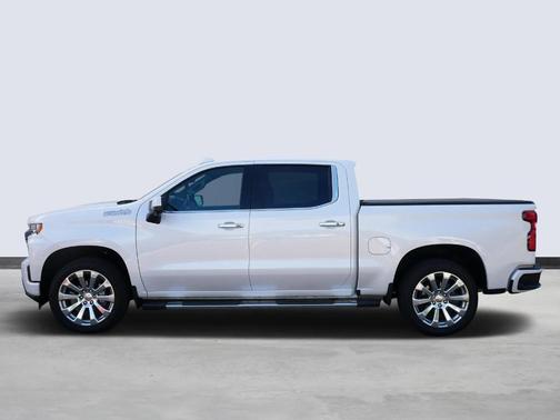 Photo 2 of 30 of 2021 Chevrolet Silverado 1500 High Country