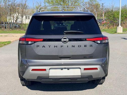 Gun Metallic 2023 Nissan Pathfinder SL 4WD