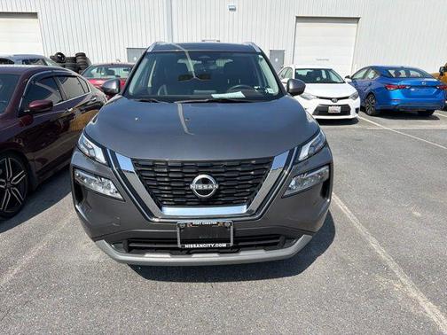 Gun Metallic 2023 Nissan Rogue SV