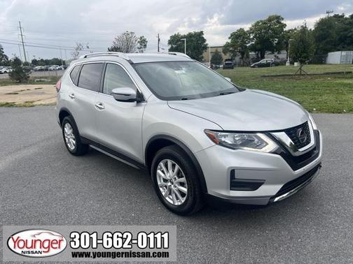2020 Nissan Rogue SV