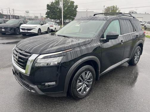 2024 Nissan Pathfinder SV 4WD