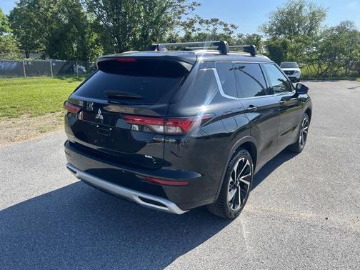 2022 Mitsubishi Outlander SEL 2.5 2WD