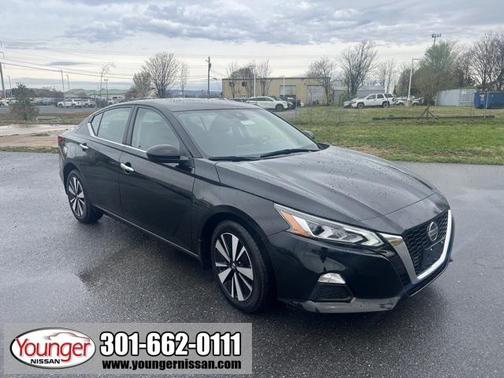 2021 Nissan Altima 2.5 SV