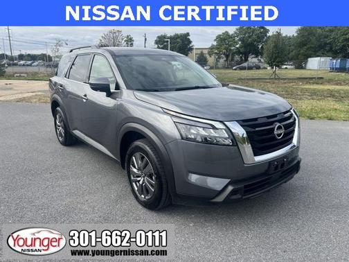 2025 Nissan Pathfinder SV 4WD