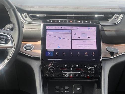 2021 Jeep Grand Cherokee L Summit
